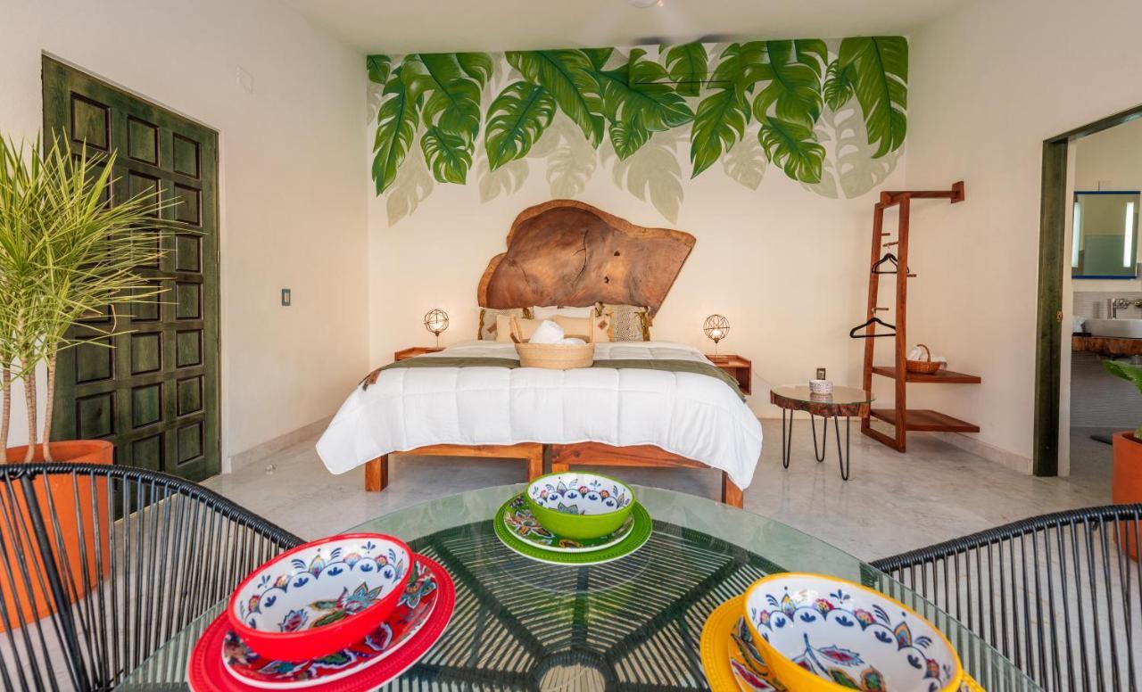 La Casa Blanca Aparthotel Puerto Vallarta Exterior photo